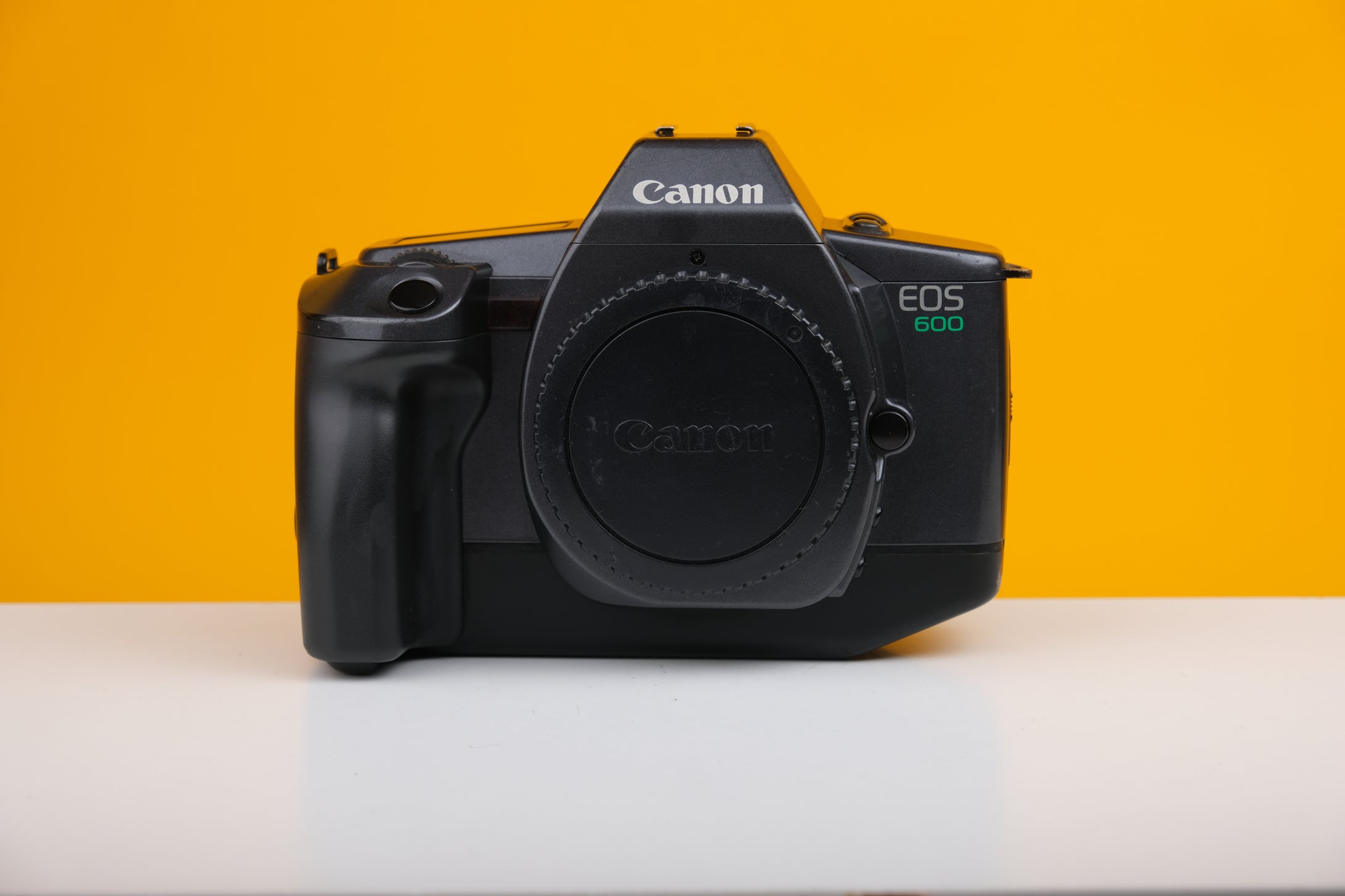 Canon EOS 600 35mm SLR Film Camera Body