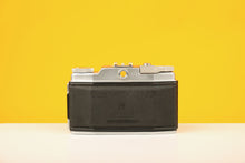 Load image into Gallery viewer, Agfa Silette 35mm Film Viewfinder Camera
