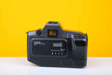 Load image into Gallery viewer, Canon EOS 600 35mm Film Camera with Canon 35-105mm f4.5-5.6 EF Ultrasonic Zoom Lens
