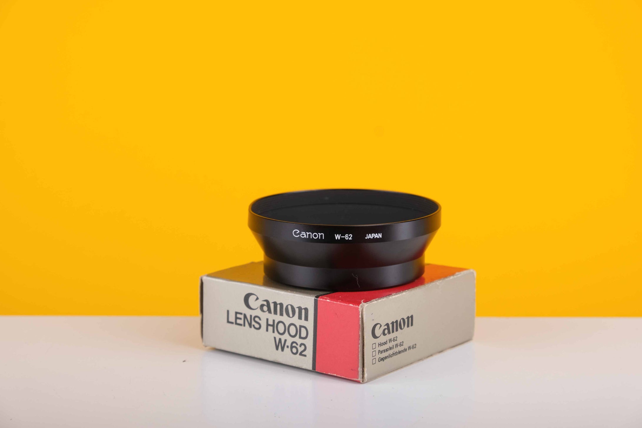 Canon W-62 Lens Hood