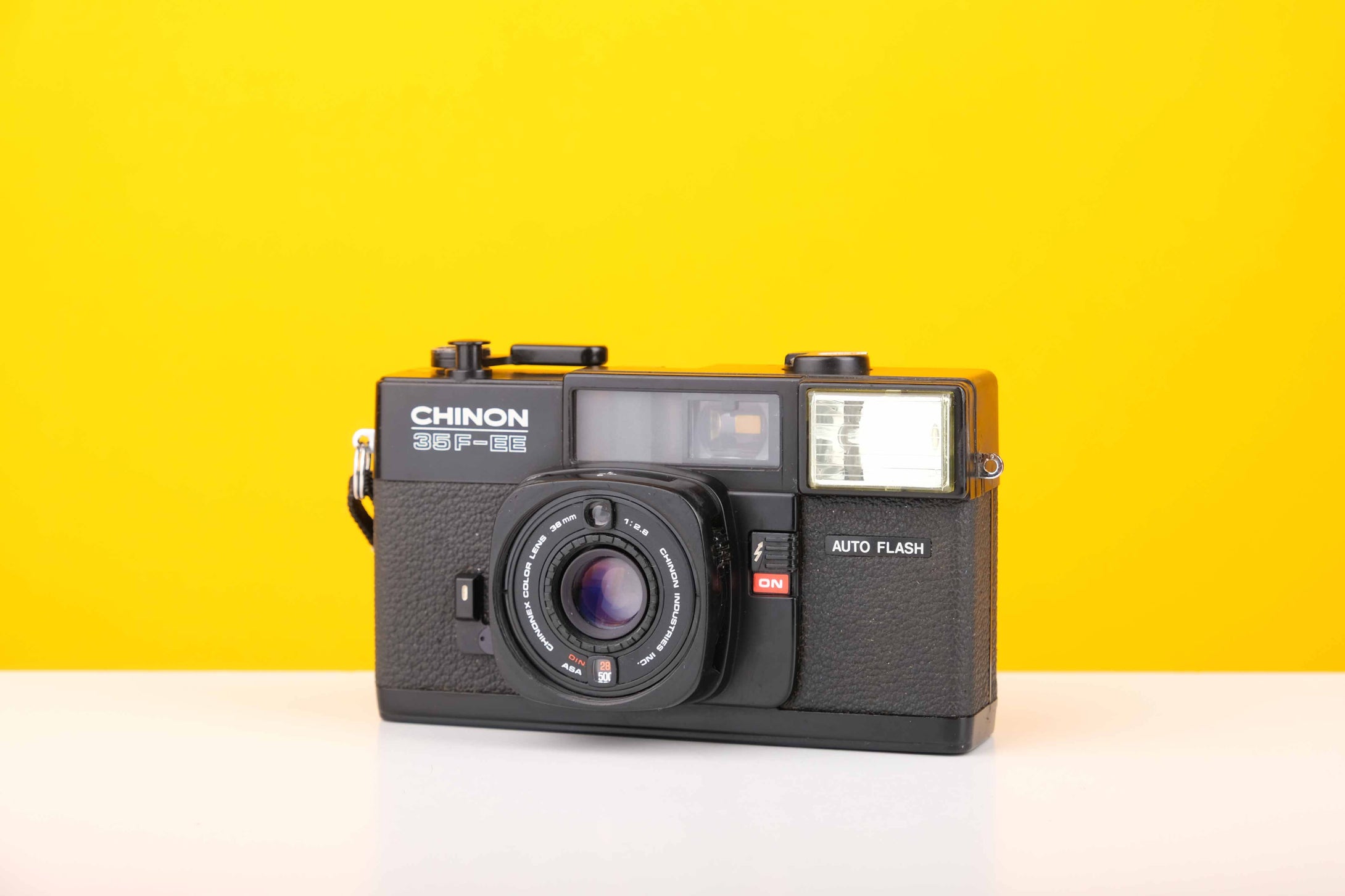 Chinon 35 F-EE 35mm Point and Shoot Film Camera