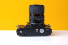 Load image into Gallery viewer, Chinon CE-5 35mm Film with f3.5-4.5 with 35-70mm Zoom Lens
