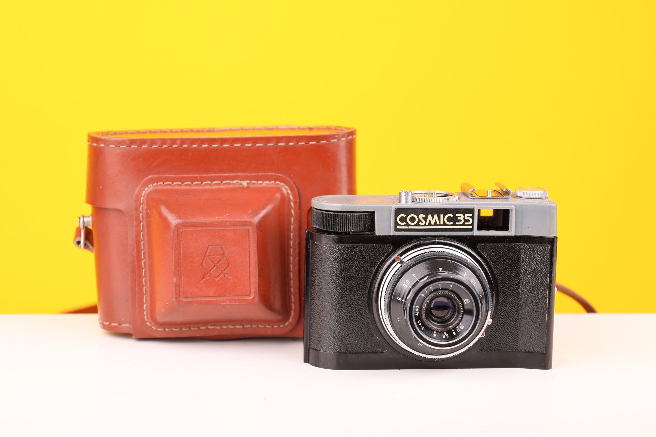 Cosmic 35 35mm Rangefinder Film Camera with Leather Case