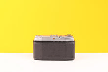 Load image into Gallery viewer, Ilford Sportsman 35mm Viewfinder Film Camera
