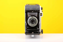 Load image into Gallery viewer, Kodak Kodette III 620 Film Folding Camera
