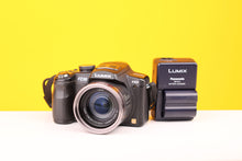 Load image into Gallery viewer, Lumix DMC-FZ38 Digital Camera
