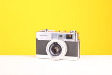 Load image into Gallery viewer, Minolta AL-F 35mm Rangefinder Film Camera with Case
