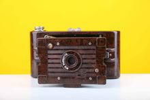 Load image into Gallery viewer, Kodak No.2 Hawkette Folding 120 Film Camera
