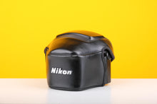 Load image into Gallery viewer, Nikon CF-32 Camera Case
