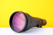 Load image into Gallery viewer, Nikon Nikkor ED 500mm f4 P Lens in CT-500 Case
