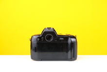 Load image into Gallery viewer, Nikon F90 35mm SLR Film Camera Body Boxed
