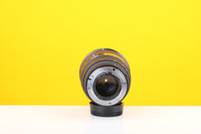 Load image into Gallery viewer, Nikon Nikkor AF 20-35mm f2.8D Zoom Lens with Box and Case
