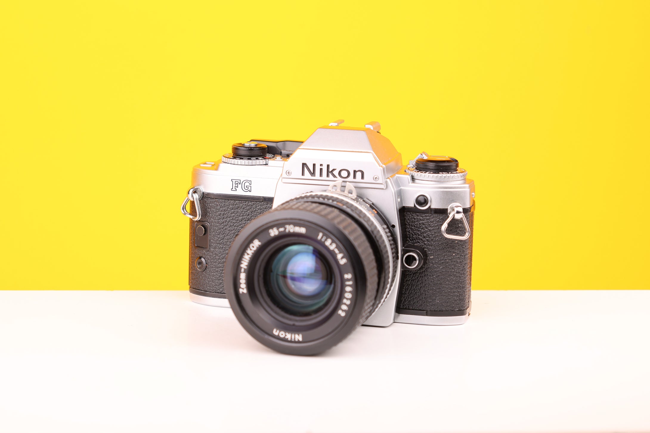 Nikon FG 35mm SLR Camera with Nikon Zoom-Nikkor 35-70mm f3.3-4.5 Lens