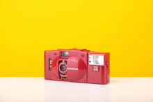 Load image into Gallery viewer, Olympus XA2 35mm Point and Shoot Film Camera with Electronic A11 Flash in Red
