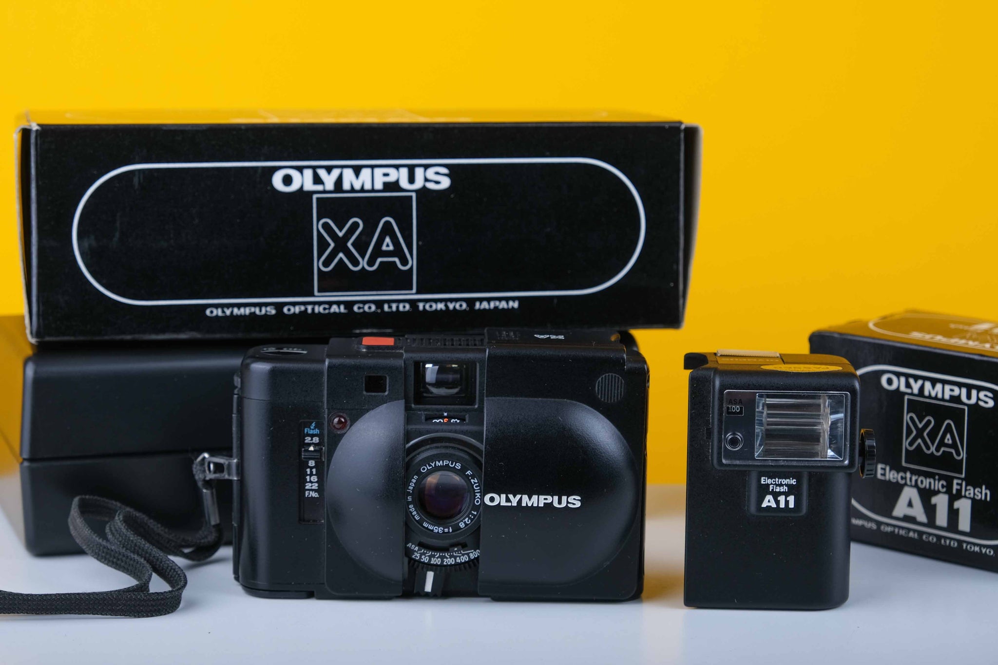 Olympus XA 35mm Rangefinder Film Camera with Olympus AX A11 Flash Boxed Set