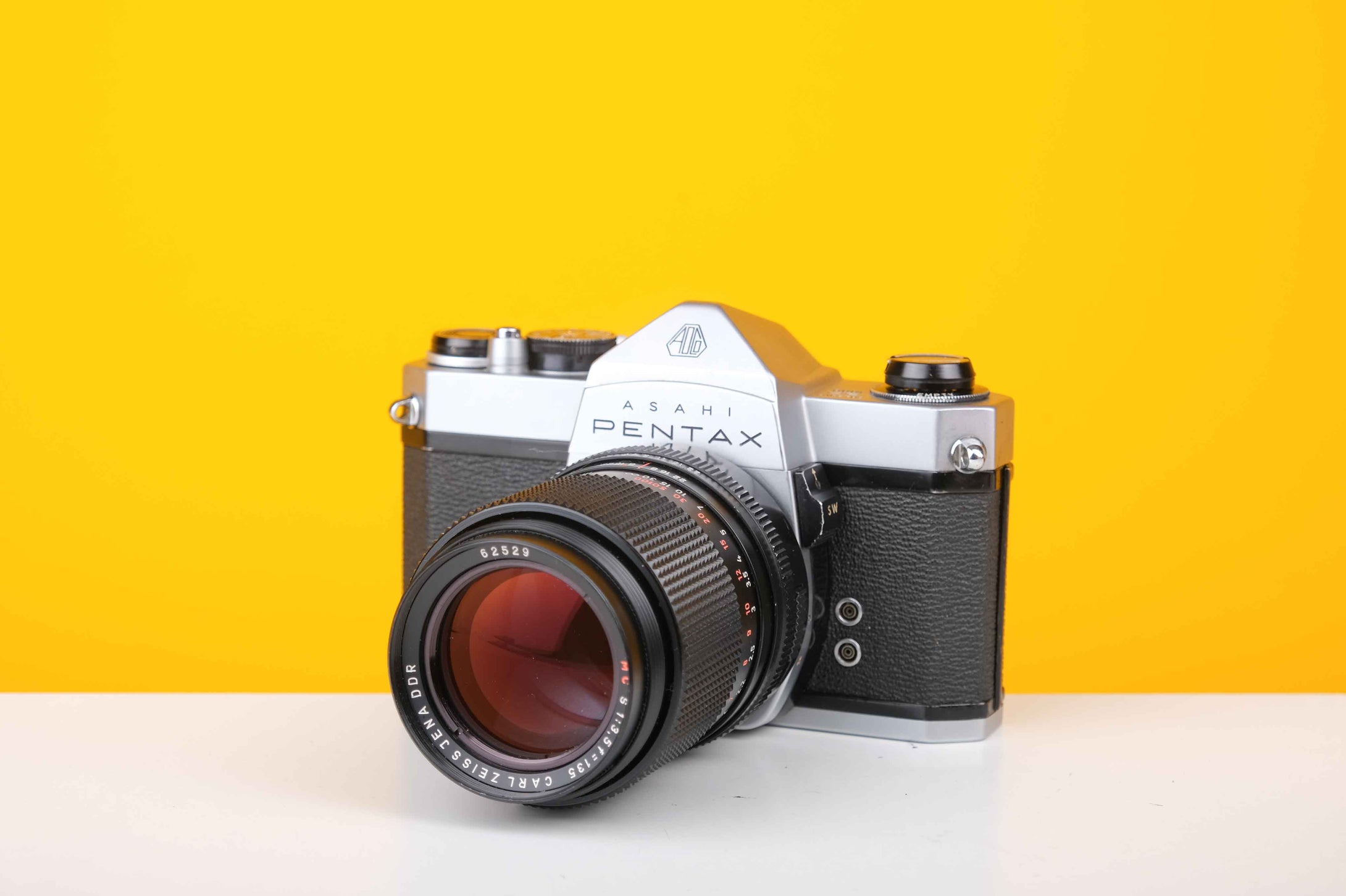 Pentax SP 1000 35mm SLR Film Camera with Carl Zeiss Jena 135mm f3.5 DDR Lens