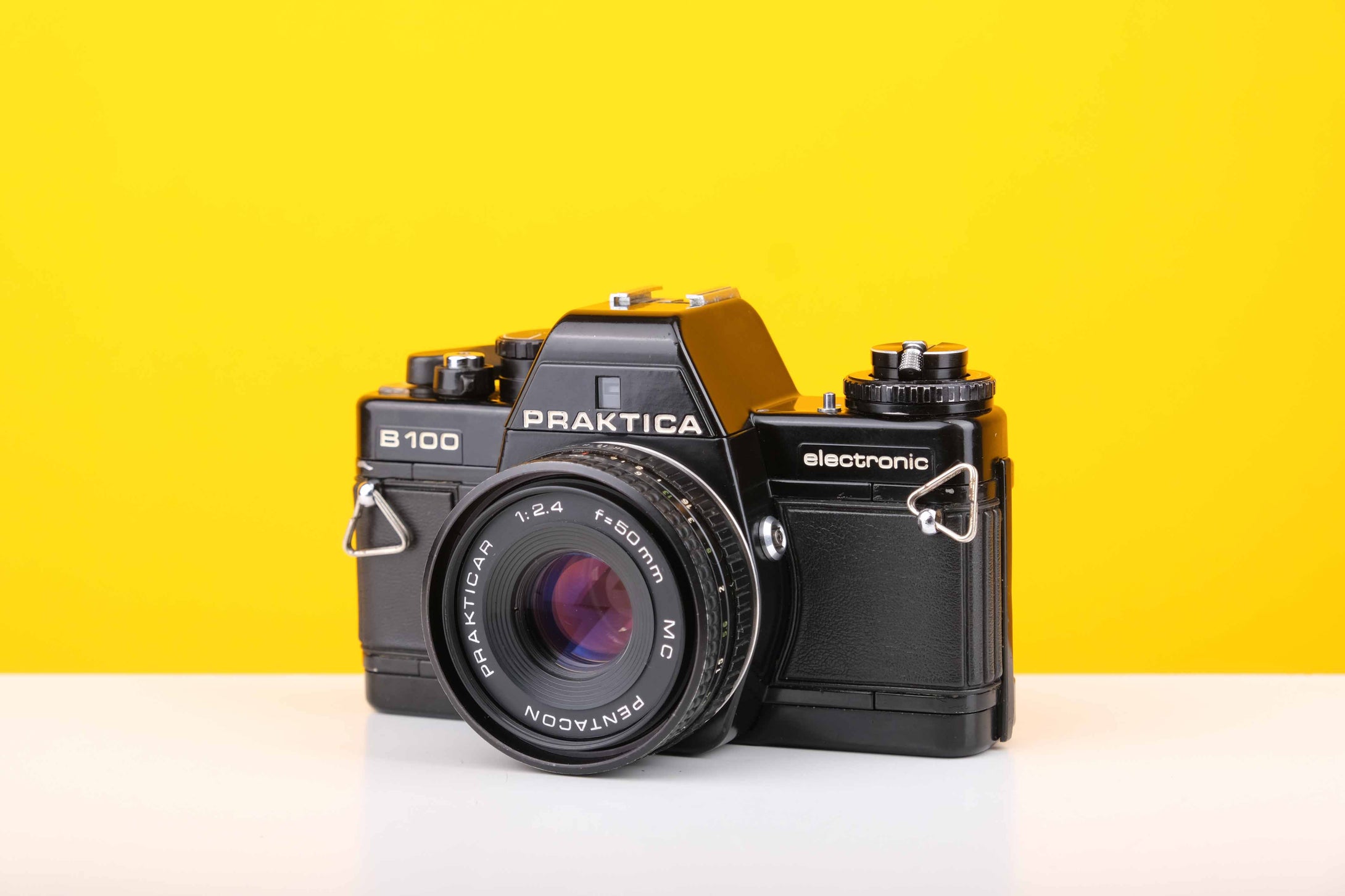 Praktica B100 Electronic 35mm SLR Film Camera with Prakticar Pentacon MC 50mm f2.4 Lens