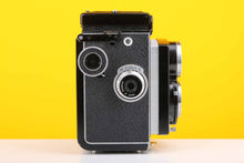 Load image into Gallery viewer, Rolleicord Va Model 2 120 Medium Format Film Camera
