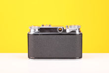 Load image into Gallery viewer, Voigtlander Prominent 35mm Rangefinder Film Camera
