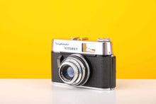 Load image into Gallery viewer, Voigtlander Vitoret 35mm Viewfinder Film Camera with Brown Leather Case
