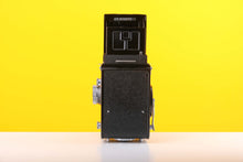 Load image into Gallery viewer, Yashica-Mat Medium Format Film Camera with Leather Case
