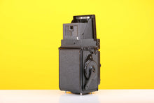 Load image into Gallery viewer, Yashica Mat-124 G Medium Format Film Camera with Leather Camera Case
