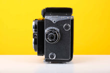 Load image into Gallery viewer, Yashica-Mat Medium Format 120 Film Camera
