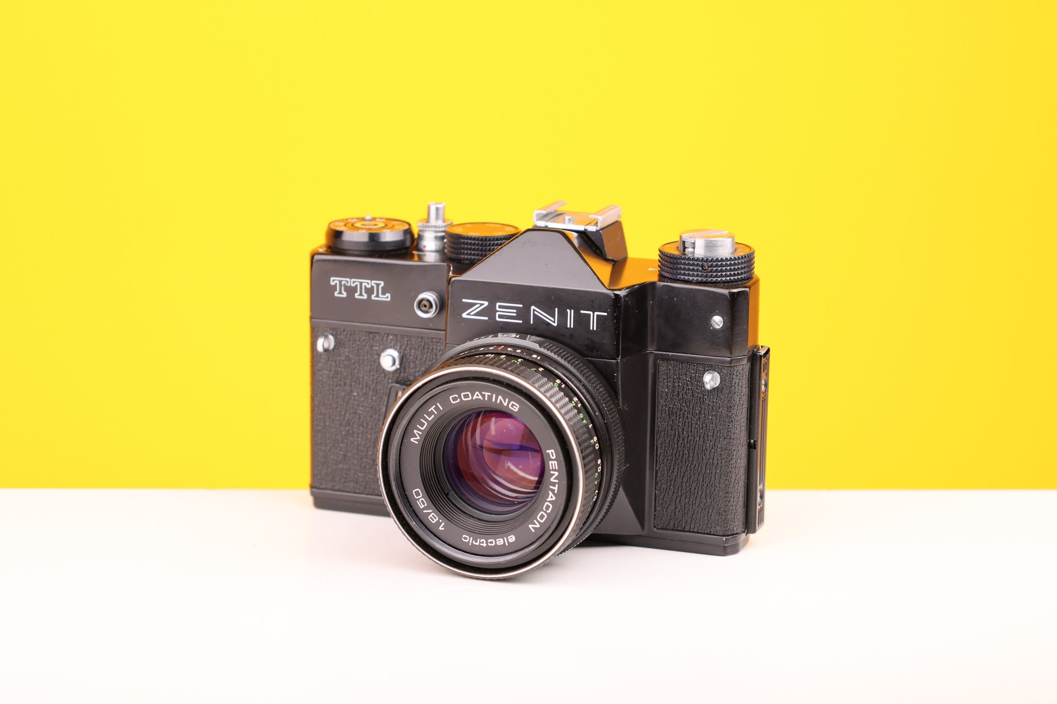 Zenit TTL 35mm Film SLR Camera with Pentacon Multi-Coating 50mm f/1.8 Lens