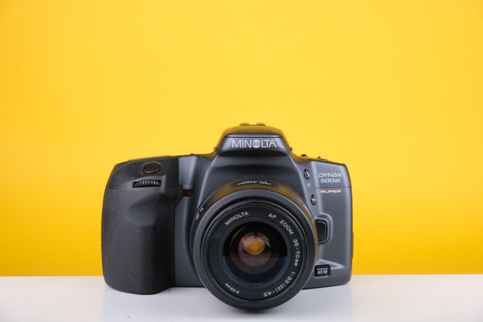 Minolta Dynax 500si Super 35mm SLR Film camera with 35-70mm Lens