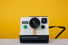 Load image into Gallery viewer, Polaroid 1000 Land Camera Instant Film Camera with Box
